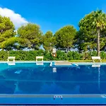 Familjeboende Med Stor Gemensam Pool Och Fin Utsikt * トレビエハ