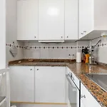 アパート Familjeboende Med Stor Gemensam Pool Och Fin Utsikt